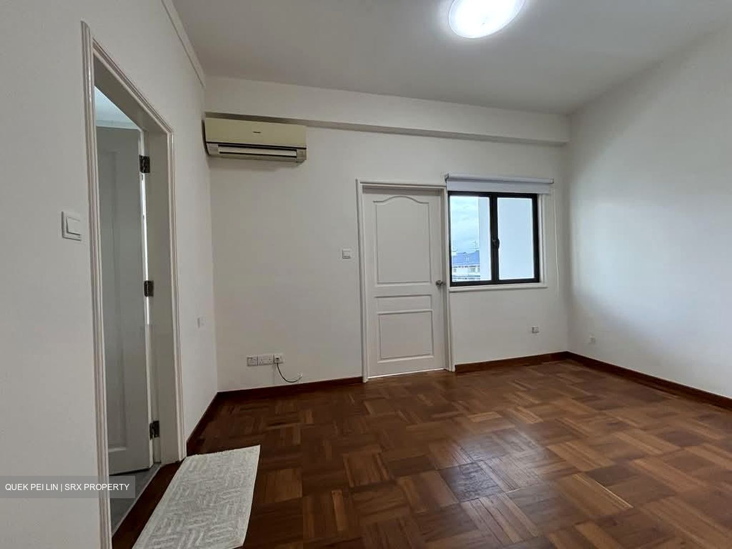 East Coast Avenue (D15), Terrace #570262961